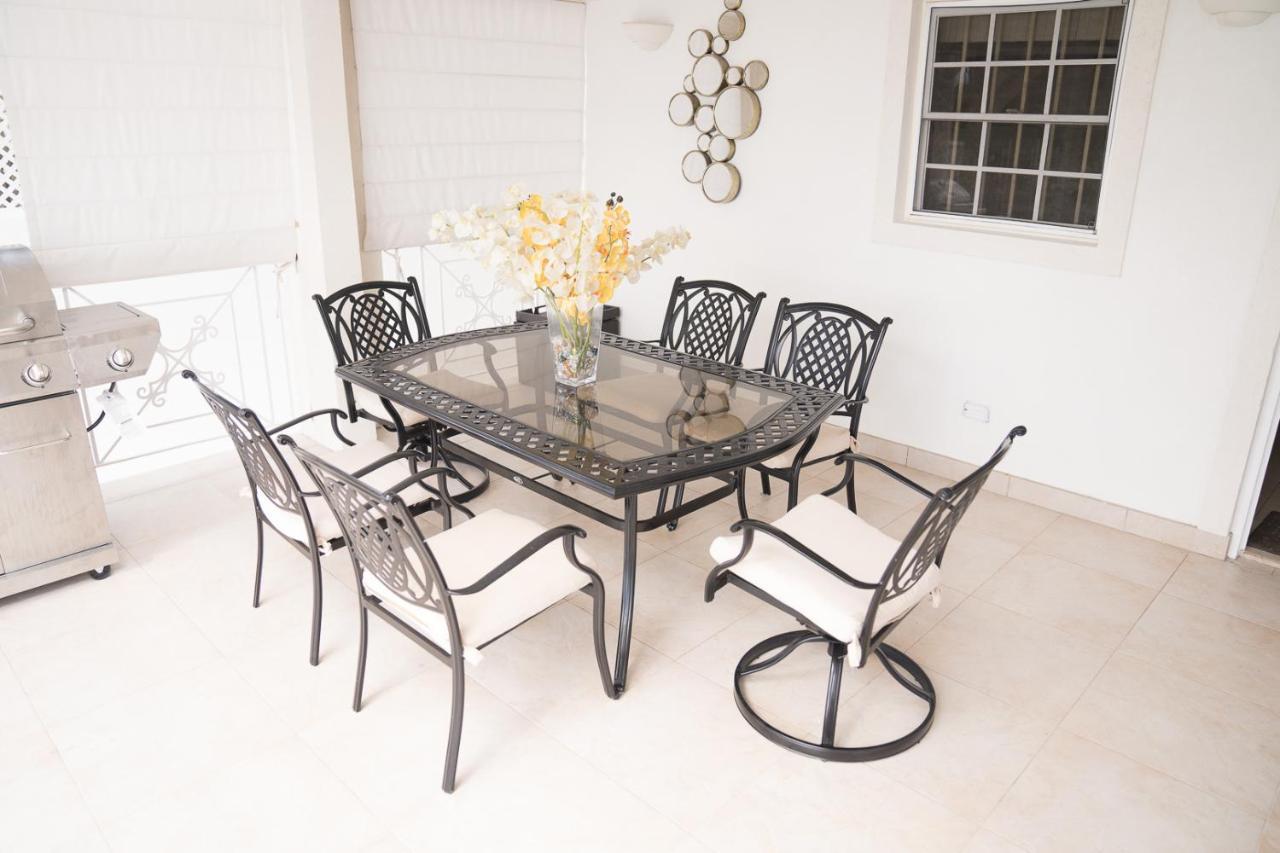Bianca Bay 3 Bedroom West Coast Beach Front Villa Saint James Exterior foto